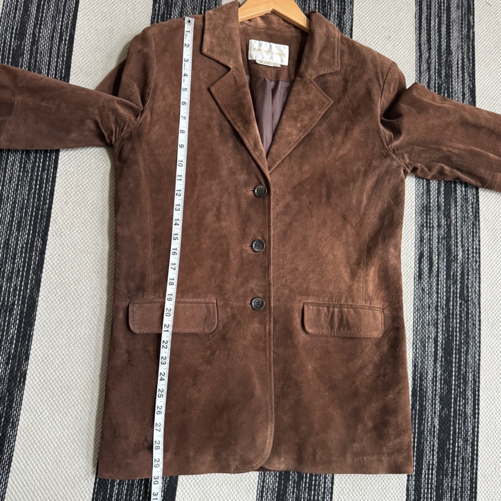 Margaret Godfrey Brown Garment - Picture 11 of 13